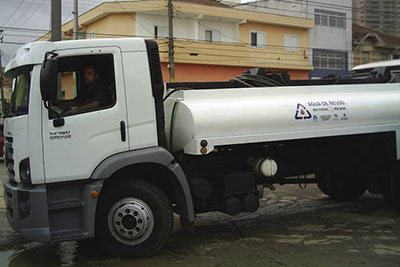 Transporte e Fornecimento de Água de Reuso em SP